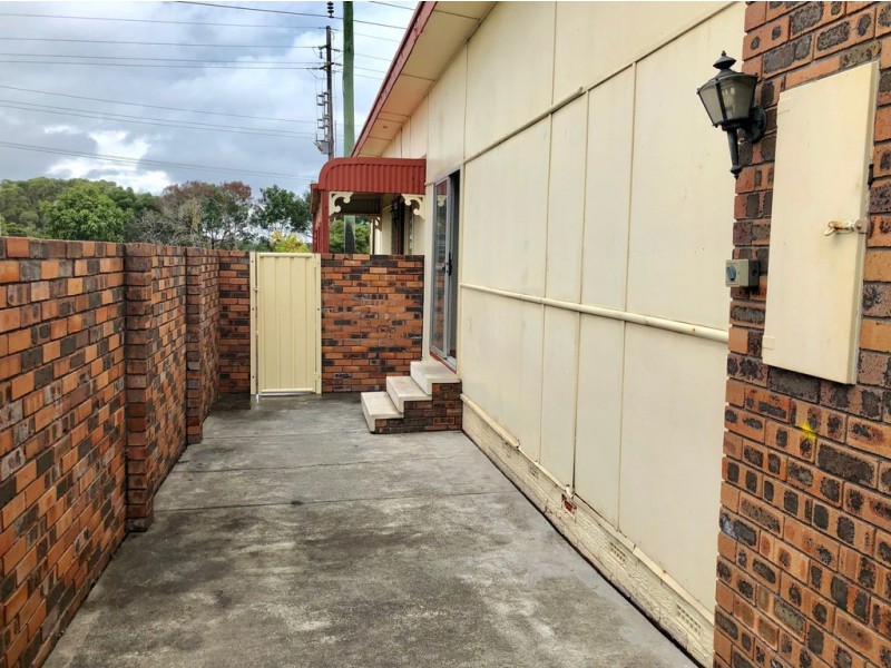 274 Gladstone Avenue, Mount Saint Thomas NSW 2500