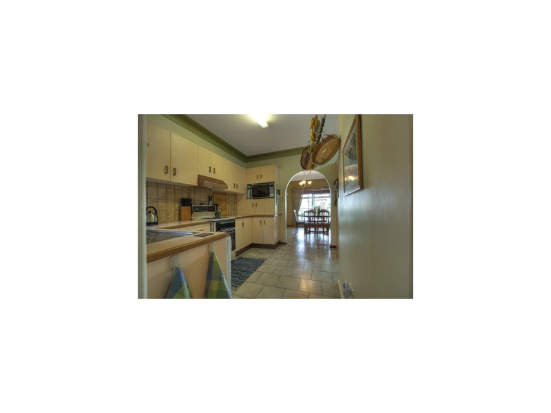 41 Lakeview Parade, Primbee NSW 2502