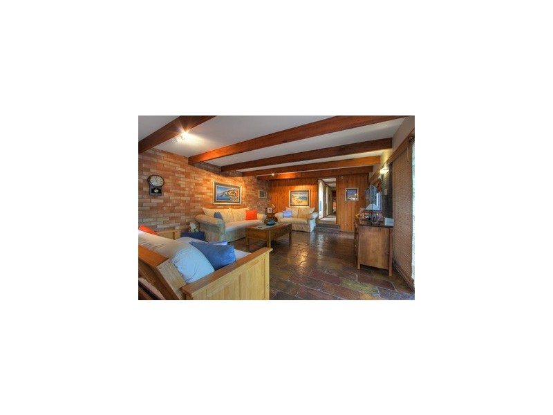 41 Lakeview Parade, Primbee NSW 2502