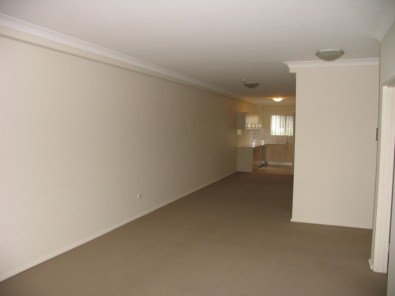 10/225 Princes Highway, Corrimal NSW 2518
