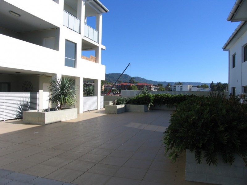 10/225 Princes Highway, Corrimal NSW 2518