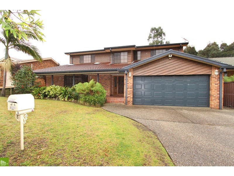 8 Halley Crescent, Woonona NSW 2517