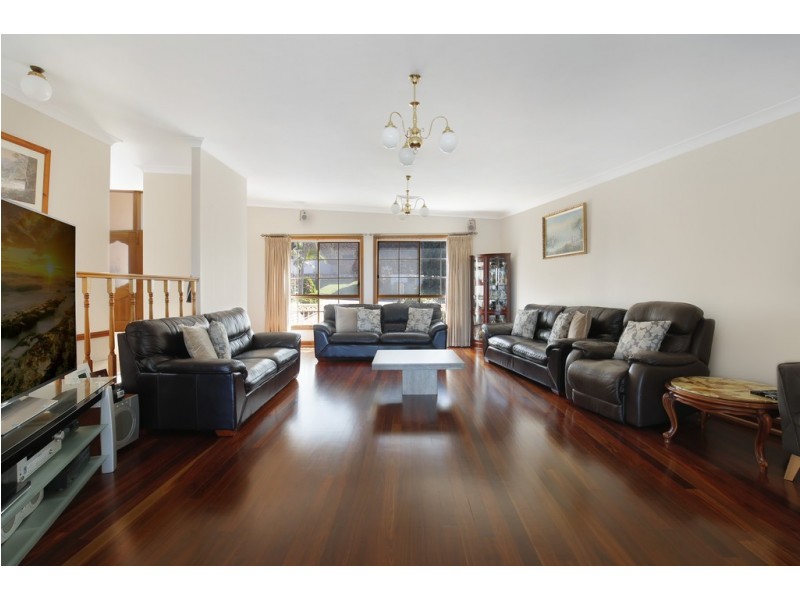 3 Agnew Close, Balgownie NSW 2519