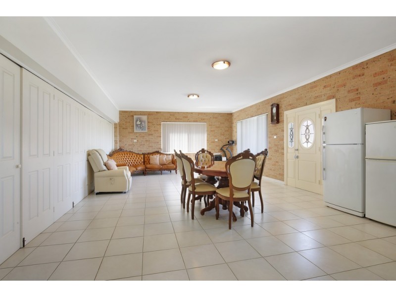 3 Agnew Close, Balgownie NSW 2519