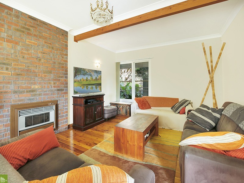 1 COLLEEN GROVE, Mangerton NSW 2500