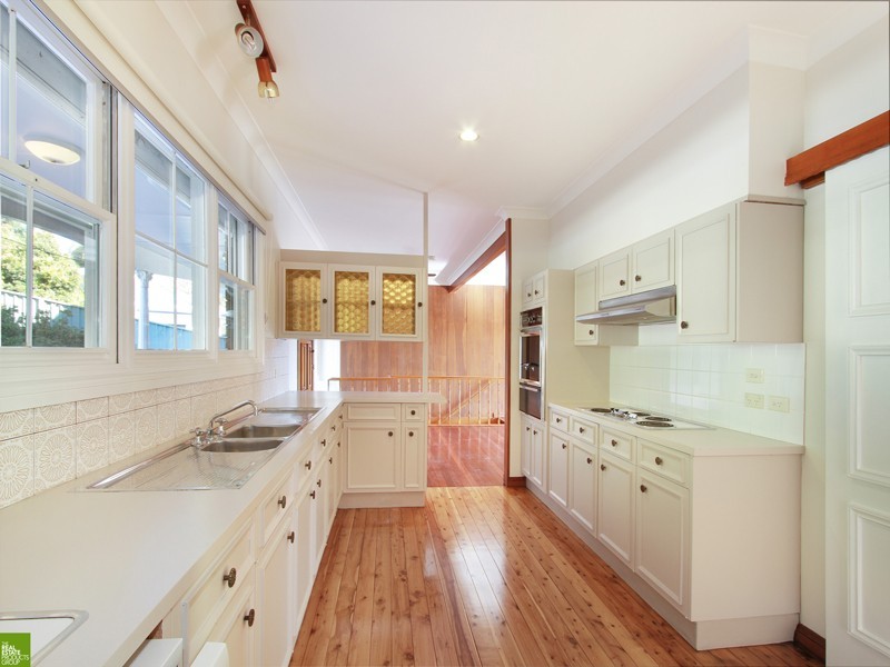 1 COLLEEN GROVE, Mangerton NSW 2500