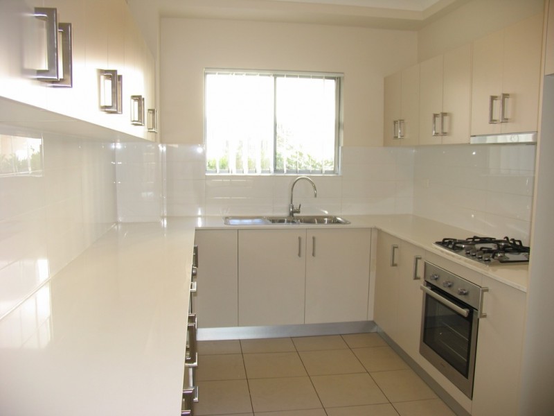 10/225 Princes Highway, Corrimal NSW 2518