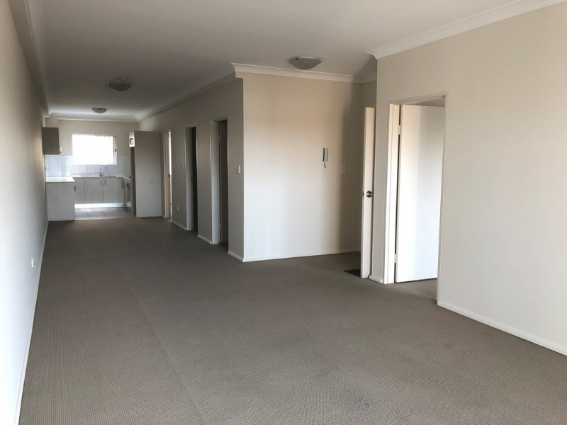 10/225 Princes Highway, Corrimal NSW 2518