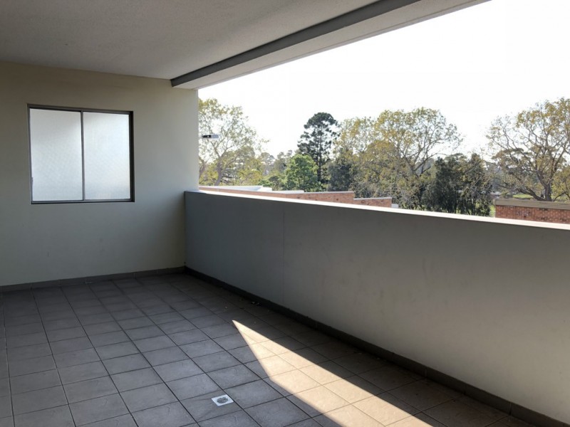 10/225 Princes Highway, Corrimal NSW 2518