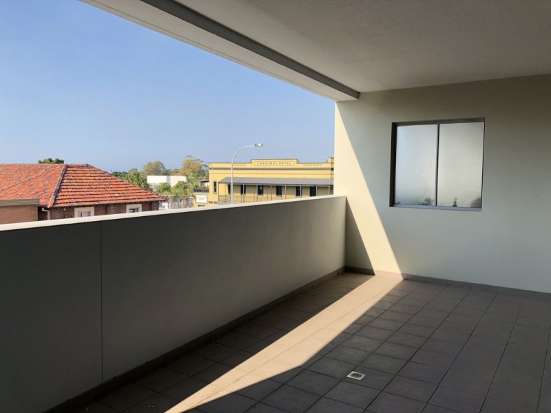 10/225 Princes Highway, Corrimal NSW 2518