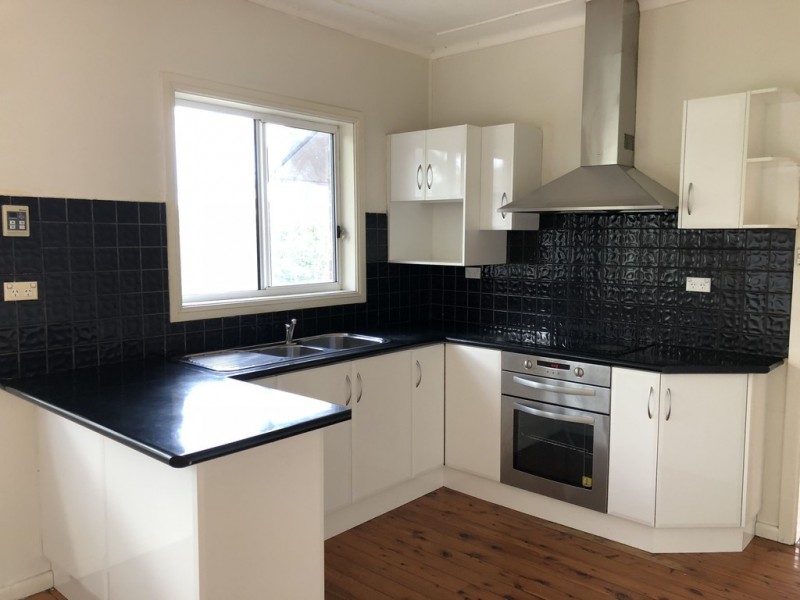 13 Bulwarra Street, Keiraville NSW 2500