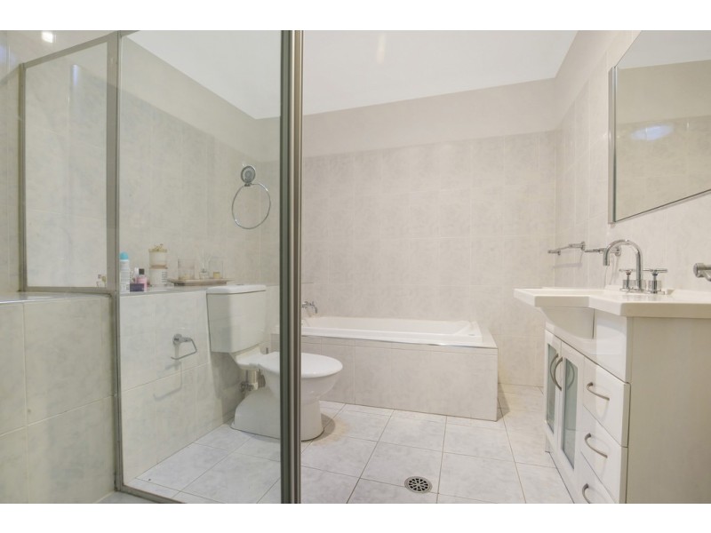 6/9 McKenzie Avenue, Wollongong NSW 2500