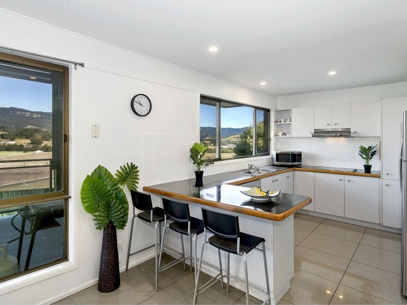 34 Noble Road, Albion Park NSW 2527