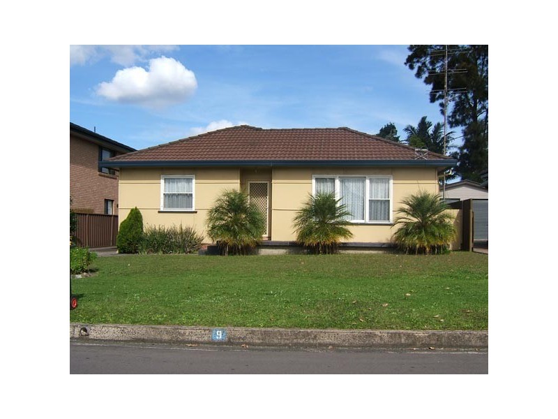 9 Fairy Avenue, Fairy Meadow NSW 2519