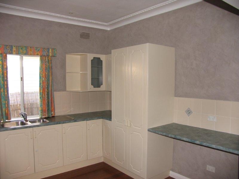 9 Grace Street, Unanderra NSW 2526