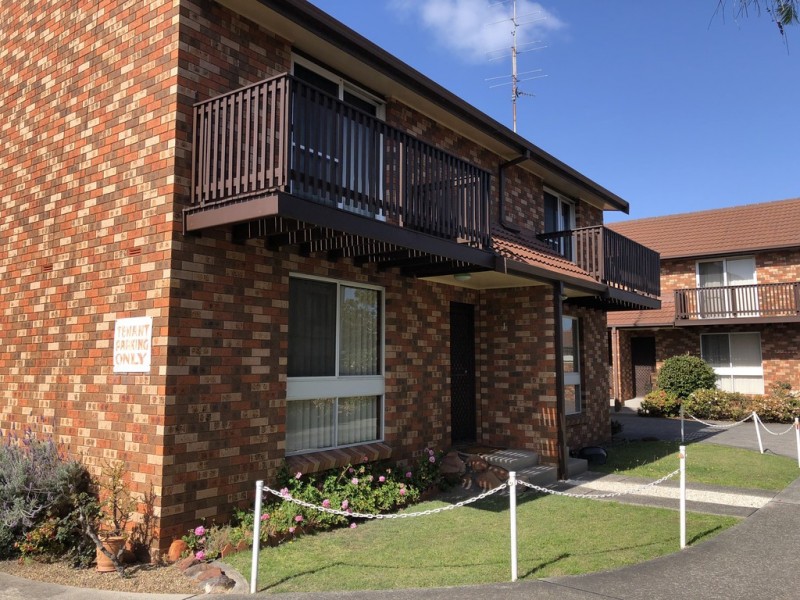 1/52 Peterborough Avenue, Lake Illawarra NSW 2528