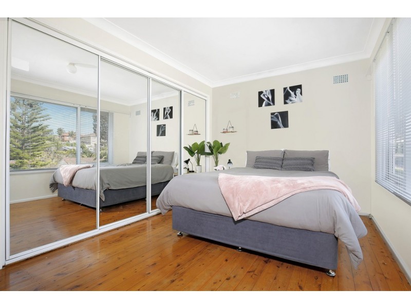 8 Wonson Avenue, Coniston NSW 2500