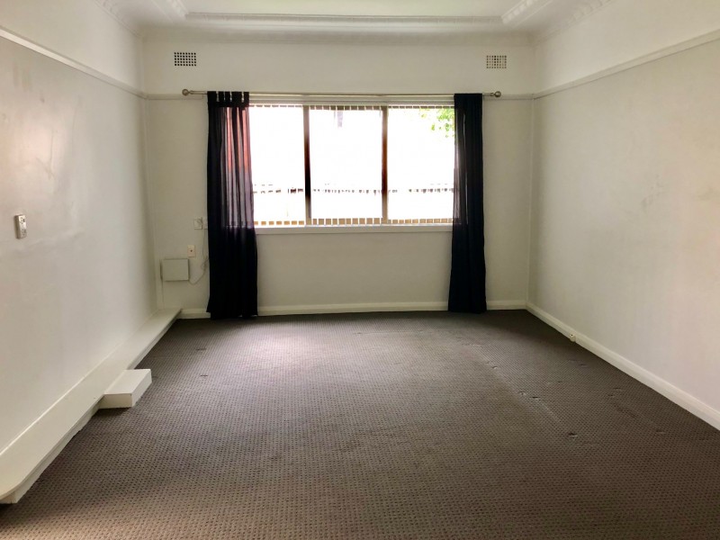 16 John Street, Mount Saint Thomas NSW 2500