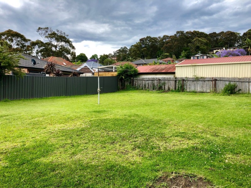 16 John Street, Mount Saint Thomas NSW 2500