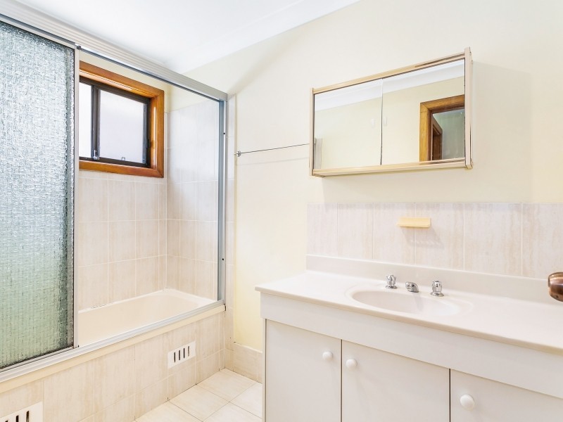 2/4 Frederick Street, Wollongong NSW 2500