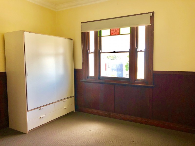 6 Woodlawn Avenue, Mangerton NSW 2500