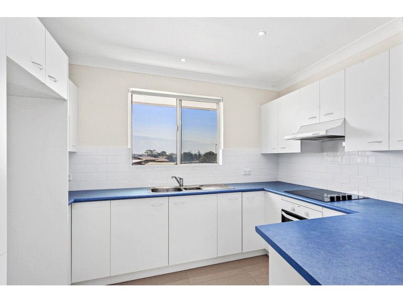 6/2 Murranar Road, Towradgi NSW 2518