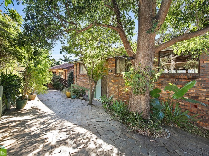 85 Iola Avenue, Farmborough Heights NSW 2526