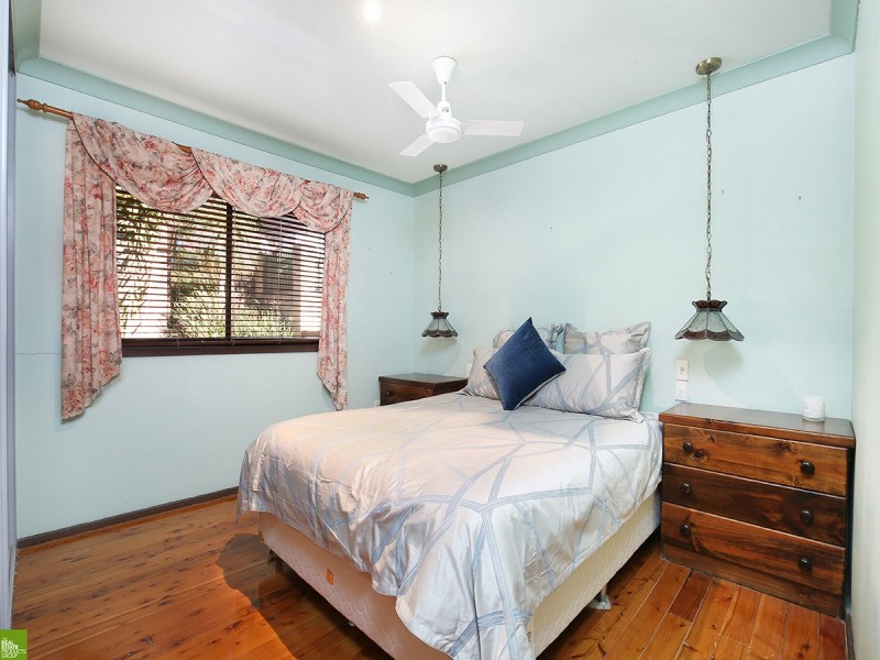 85 Iola Avenue, Farmborough Heights NSW 2526