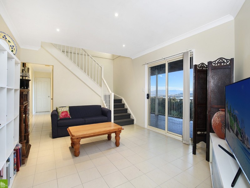 4 Heron Place, Berkeley NSW 2506