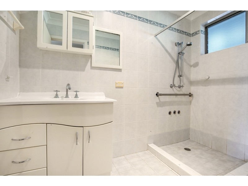 45 Gibsons Road, Figtree NSW 2525