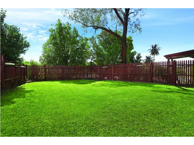 11 Telopea Place, Cordeaux Heights NSW 2526