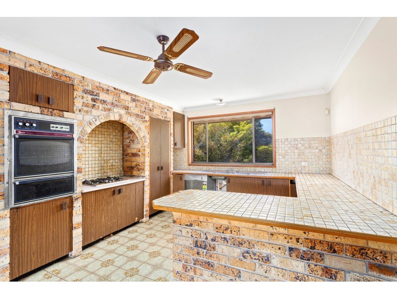 9 Myee Street, Kanahooka NSW 2530