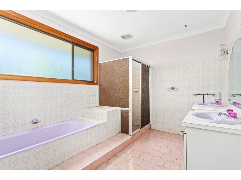 9 Myee Street, Kanahooka NSW 2530