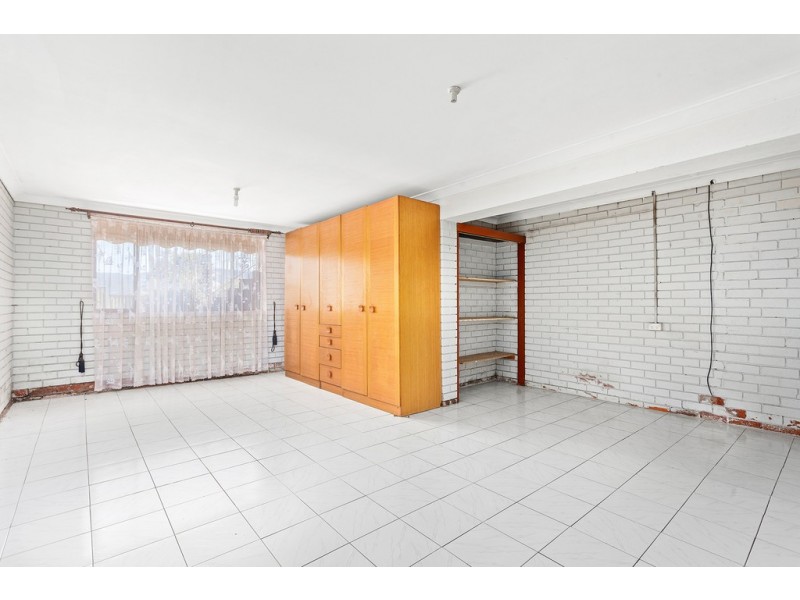 9 Myee Street, Kanahooka NSW 2530