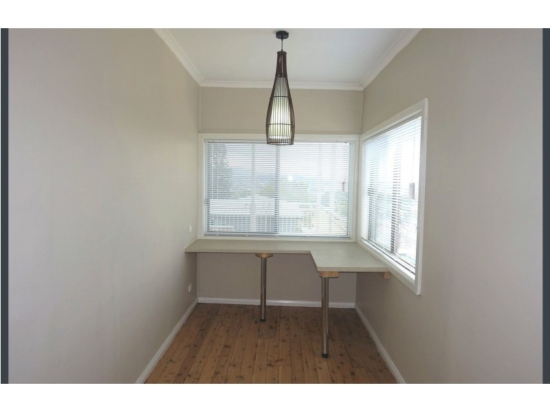 24 Jarvie Road, Cringila NSW 2502