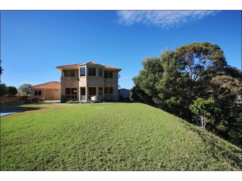 13  Highfields, Cordeaux Heights NSW 2526