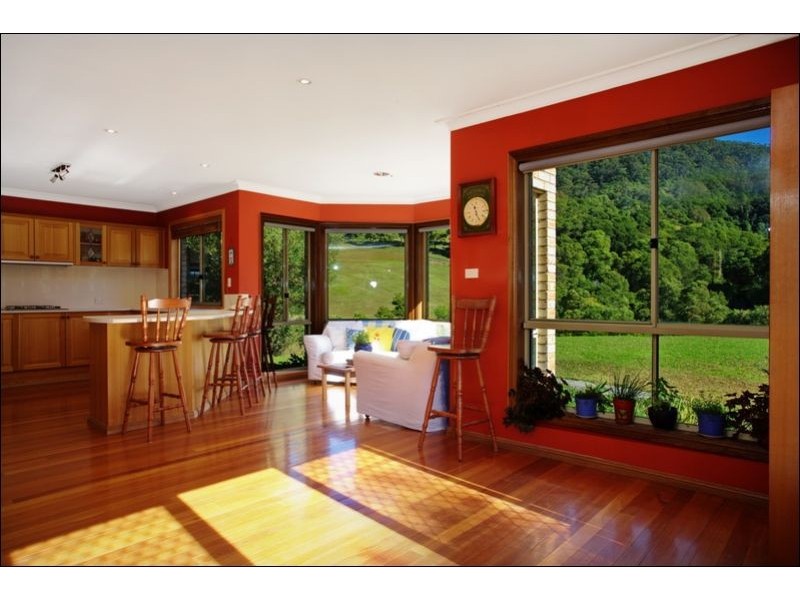 13  Highfields, Cordeaux Heights NSW 2526