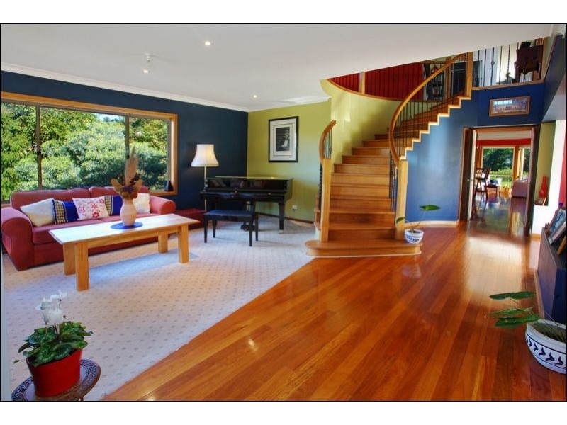 13  Highfields, Cordeaux Heights NSW 2526