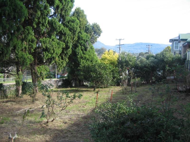 46 Woodlawn Avenue, Mangerton NSW 2500