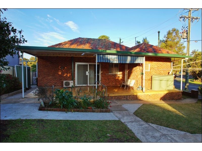46 Woodlawn Avenue, Mangerton NSW 2500