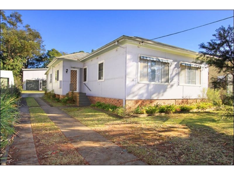 4 Rosedale Avenue, Keiraville NSW 2500