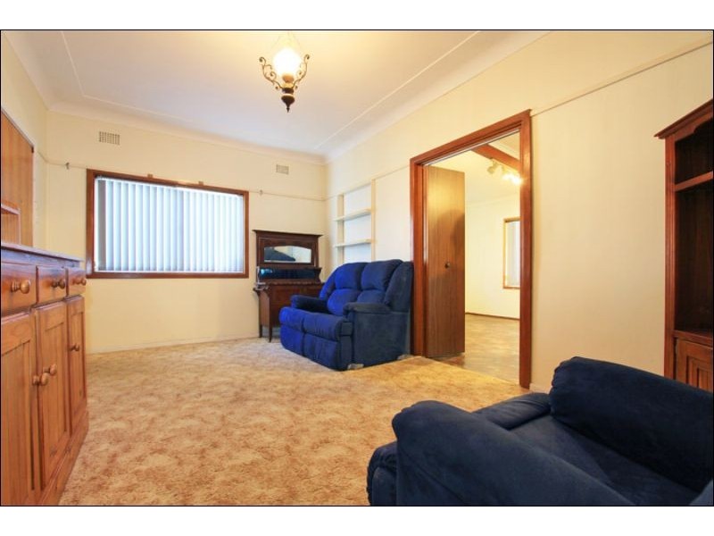 4 Rosedale Avenue, Keiraville NSW 2500