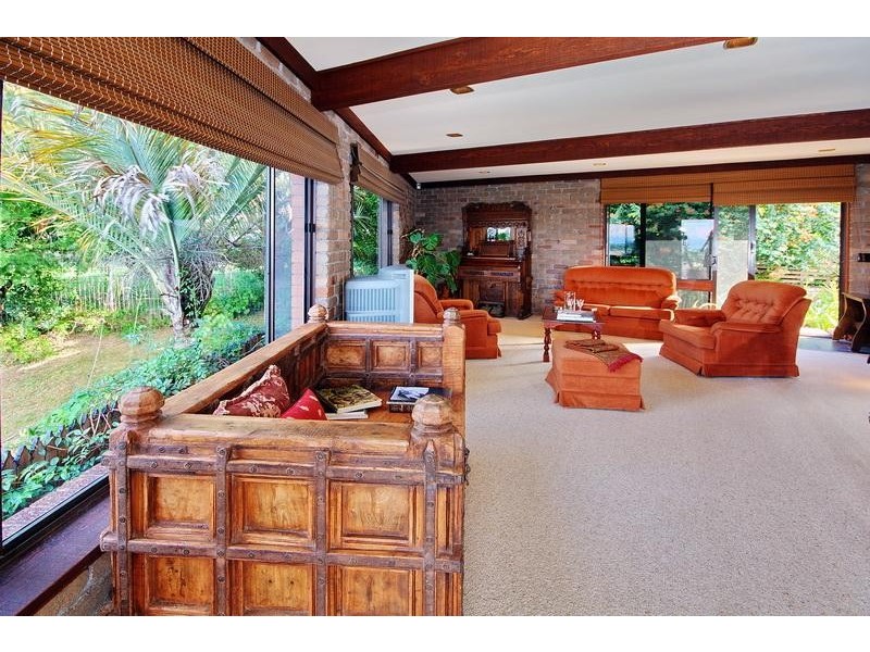 1 President Place, Mount Ousley NSW 2519