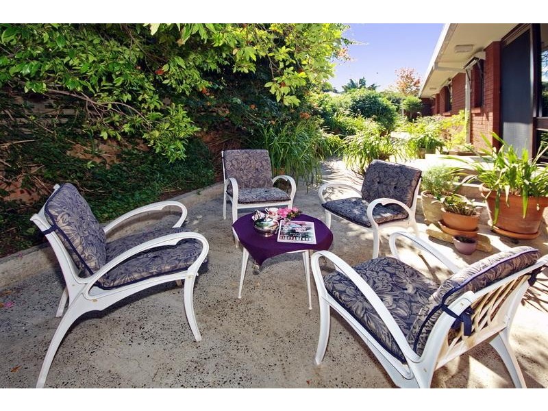 1 President Place, Mount Ousley NSW 2519