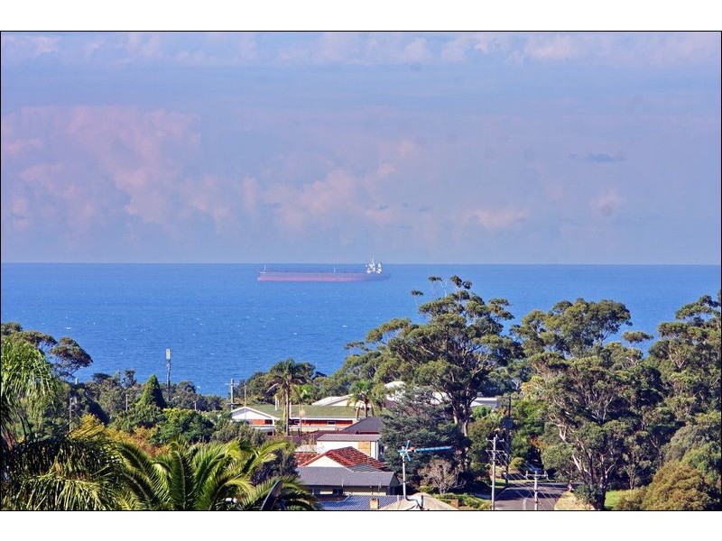 1 President Place, Mount Ousley NSW 2519