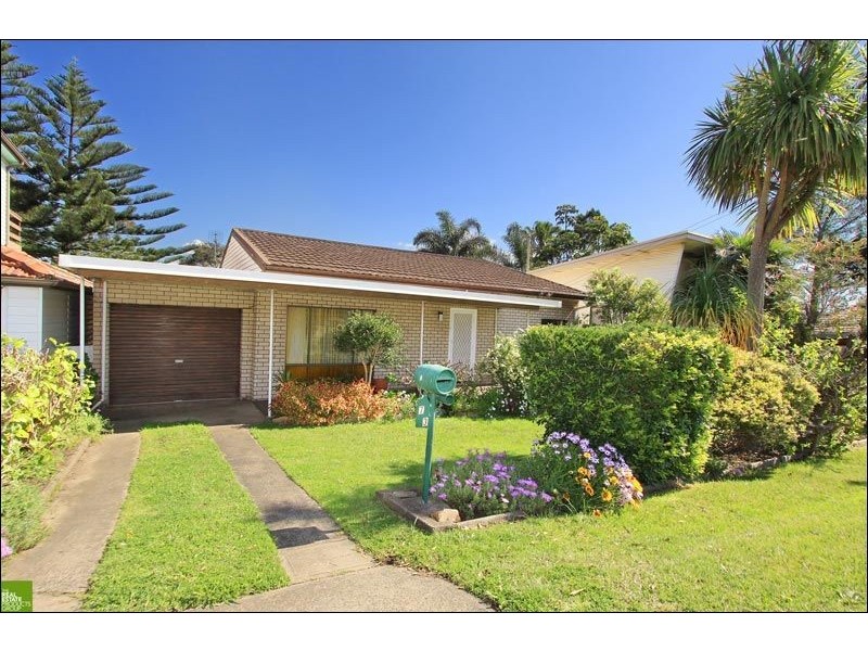 73 Northcliffe Drive, Lake Heights NSW 2502