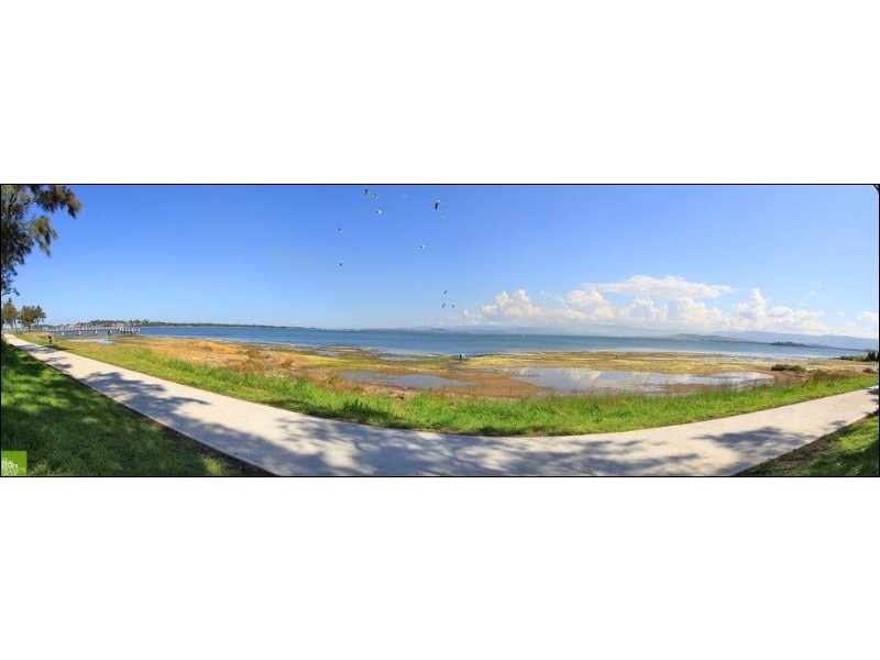73 Northcliffe Drive, Lake Heights NSW 2502