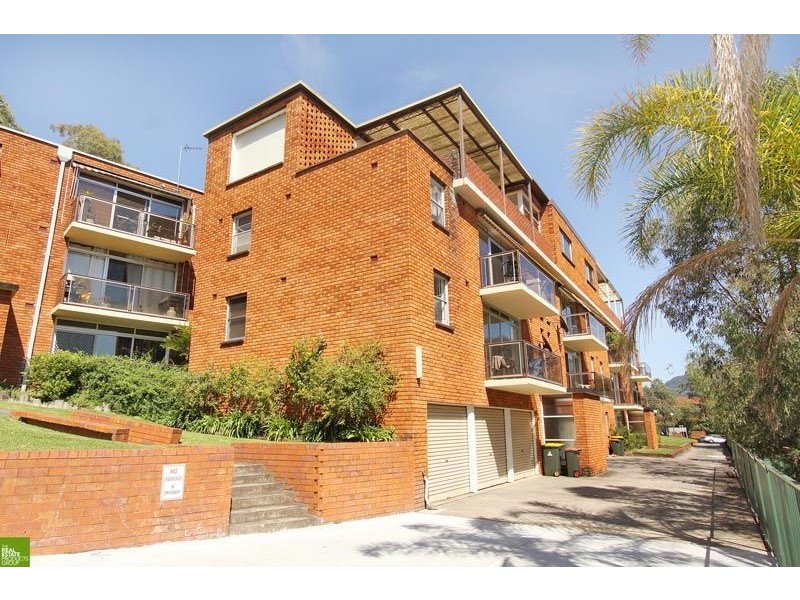 2/1 Powell Street, Mangerton NSW 2500