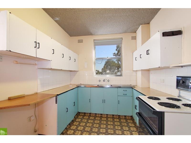 2/1 Powell Street, Mangerton NSW 2500