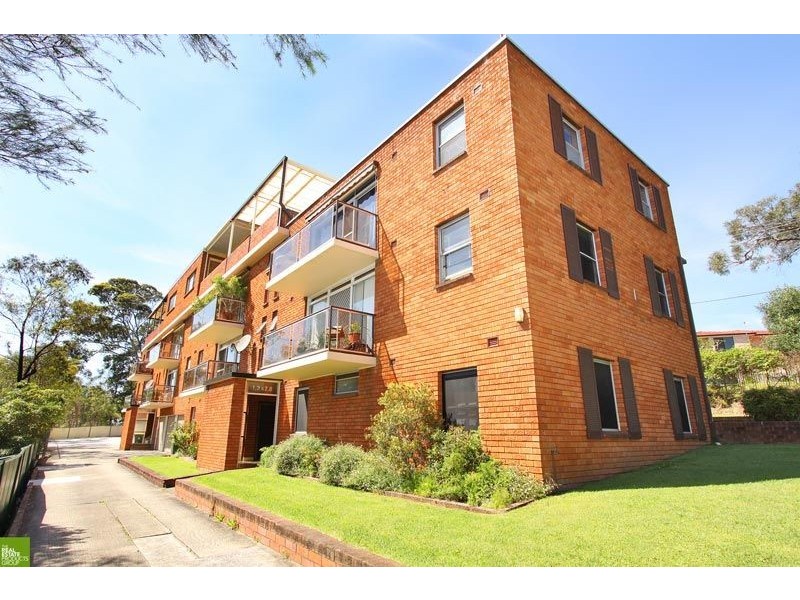 2/1 Powell Street, Mangerton NSW 2500